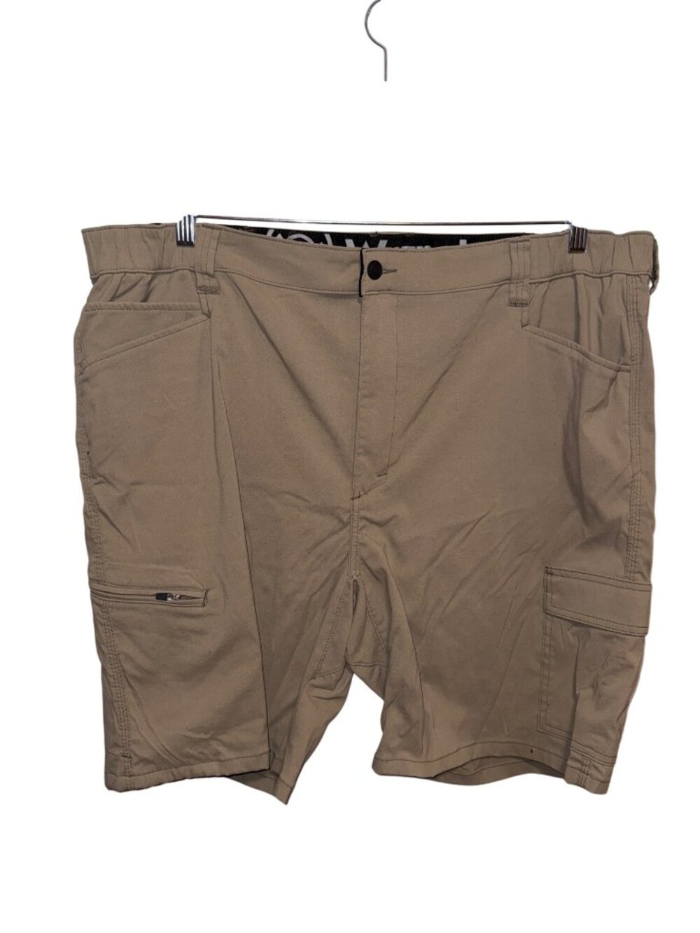 Wrangler Mens Beige Cargo Shorts With Multiple Pockets & Zip Fly Size 42
